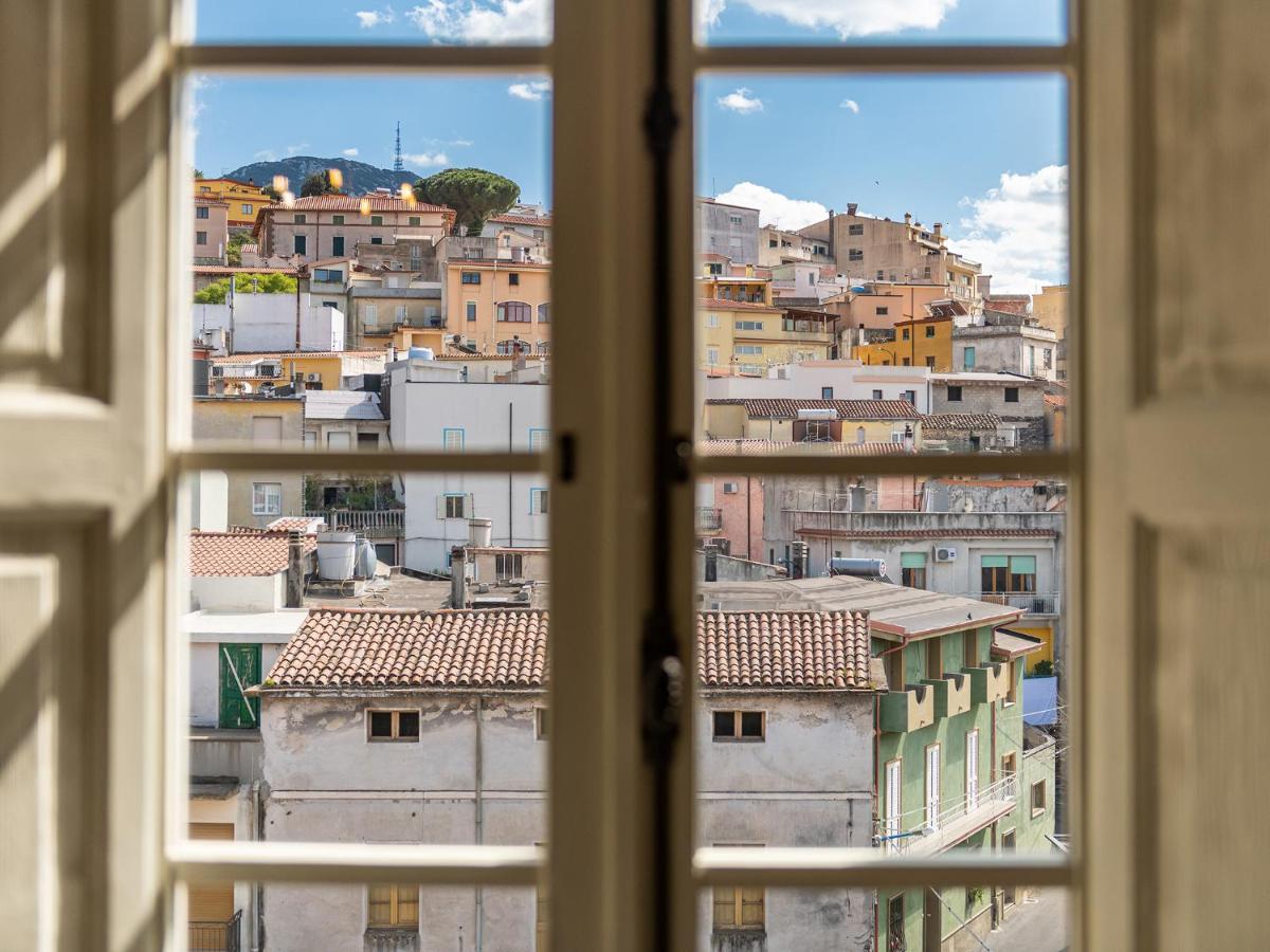 Palazzo Cherchi Dorgali Bagian luar foto
